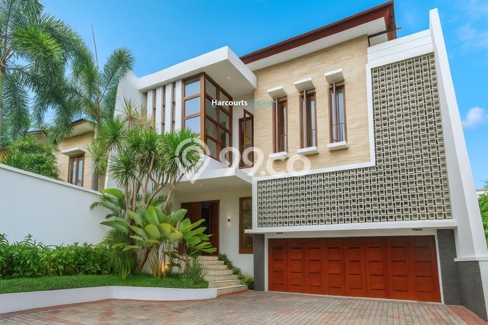 Rumah di , Akses ke Mall, LT 500m2m² Rumah di , Akses ke Mall, LT 500m2m²