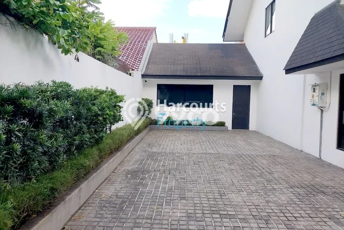 AREA BERKEMBANG! Komersial Disewakan Kawasan Pakubuwono, Luas 382m², Ready Usaha AREA BERKEMBANG! Komersial Disewakan Kawasan Pakubuwono, Luas 382m², Ready Usaha