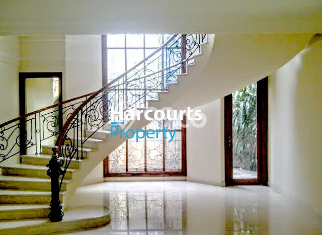 Sewa Rumah Nyaman di Jeruk Purut LT 1000m2 / LB 700m2 Kondisi Bagus Sewa Rumah Nyaman di Jeruk Purut LT 1000m2 / LB 700m2 Kondisi Bagus