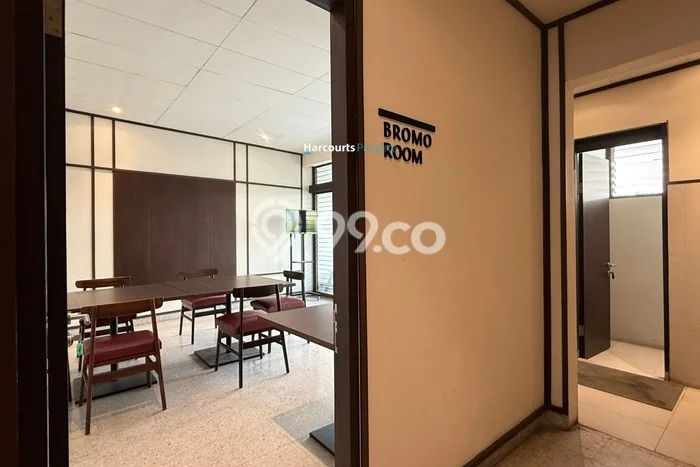 Unit Komersial Tersedia di Thamrin Spesifikasi LB 500m2 Unit Komersial Tersedia di Thamrin Spesifikasi LB 500m2