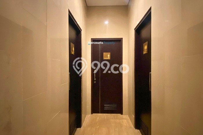 Unit Komersial Dijual di Jakarta Selatan LT 1500m2 & LB 1500m2 Unit Komersial Dijual di Jakarta Selatan LT 1500m2 & LB 1500m2
