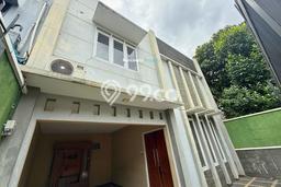 Jarang Ada! Rumah Sewa 3 Kamar Nyaman Siap Huni Kemang Jarang Ada! Rumah Sewa 3 Kamar Nyaman Siap Huni Kemang