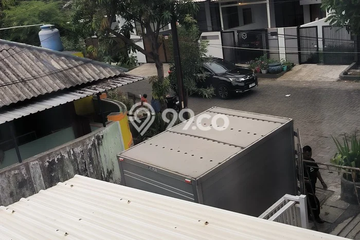 Disewakan segera hunian minimalis strategis 4 Kamar di Rungkut, Surabaya Disewakan segera hunian minimalis strategis 4 Kamar di Rungkut, Surabaya
