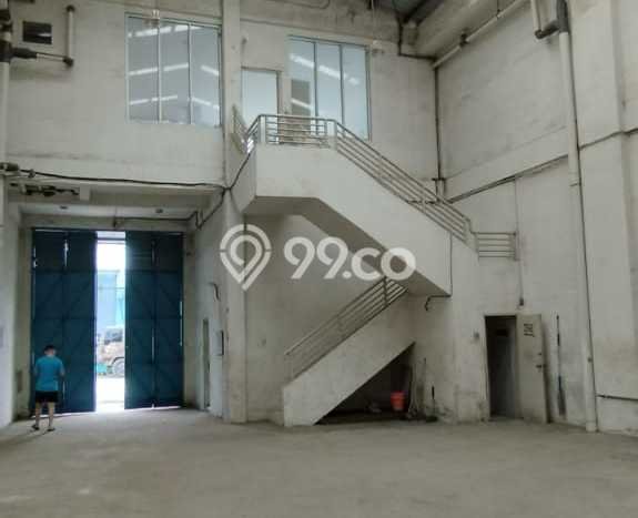 Unit Gudang Dijual di Jakarta Utara LT 190m2 & LB 190m2 Unit Gudang Dijual di Jakarta Utara LT 190m2 & LB 190m2