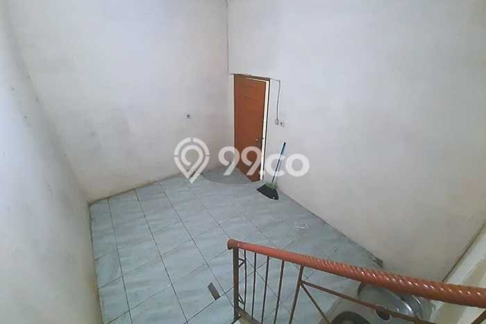 Ruko Dijual di Prime Area Jakarta Barat Luas 150m2 Ruko Dijual di Prime Area Jakarta Barat Luas 150m2