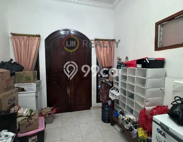 For Sale Hunian Rumah Terawat 4 Kamar di Sunter, Jakarta Utara For Sale Hunian Rumah Terawat 4 Kamar di Sunter, Jakarta Utara