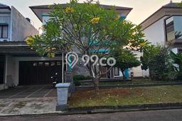 Ready to Use! Luxury House LT 318m2 Desain Elegan di harapan indah Ready to Use! Luxury House LT 318m2 Desain Elegan di harapan indah