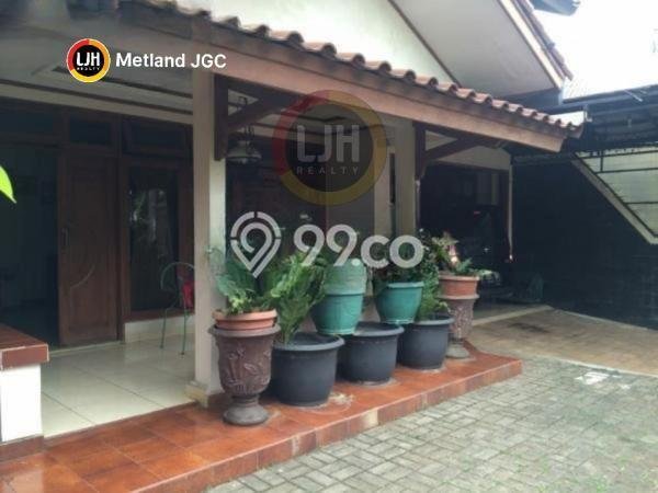 Hunian Mewah Siap Huni LT 425m2 di Duren Sawit, Jakarta Timur Hunian Mewah Siap Huni LT 425m2 di Duren Sawit, Jakarta Timur
