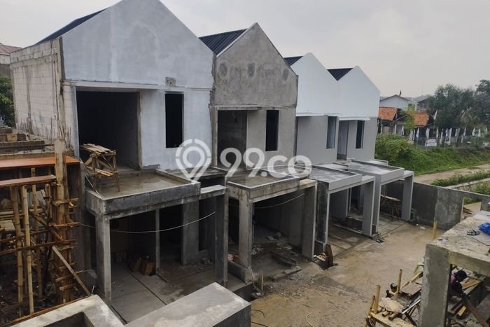 Dijual Hunian Rumah Terawat 3 KT di Cilangkap, Jakarta Timur Dijual Hunian Rumah Terawat 3 KT di Cilangkap, Jakarta Timur