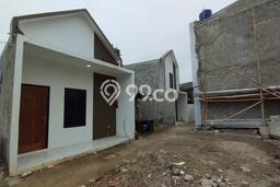 Jual Rumah Murah Meriah Cipayung Punya 2 Kamar & LT 35m2 Jual Rumah Murah Meriah Cipayung Punya 2 Kamar & LT 35m2