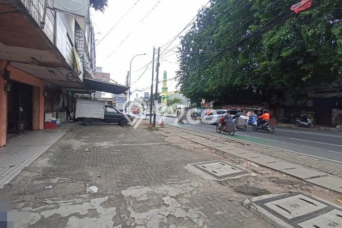 Ruko Dijual di Bekasi LT 63m2 & LB 180m2 Lokasi Terbaik! Ruko Dijual di Bekasi LT 63m2 & LB 180m2 Lokasi Terbaik!