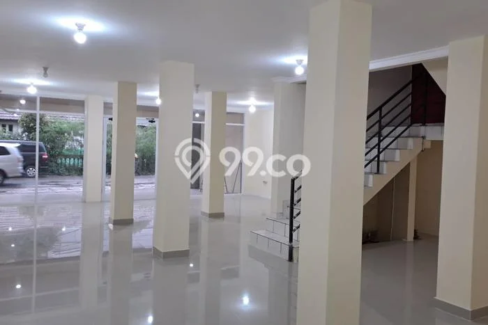 Ruko Disewa di Bekasi dengan LB 200m2 Area Komersial Ramai Ruko Disewa di Bekasi dengan LB 200m2 Area Komersial Ramai