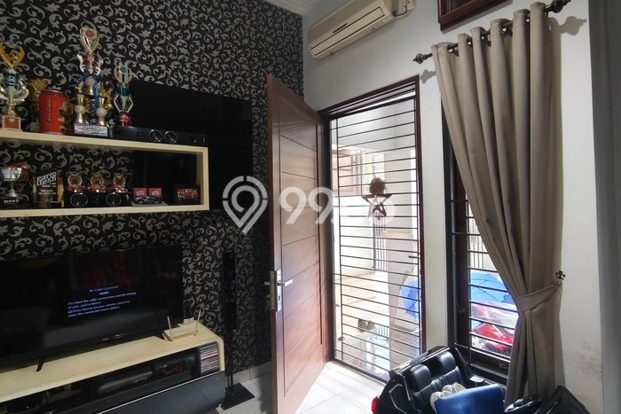 Rumah Luas Asri 3 KT Siap Pakai di Jaka Setia Bekasi Rumah Luas Asri 3 KT Siap Pakai di Jaka Setia Bekasi