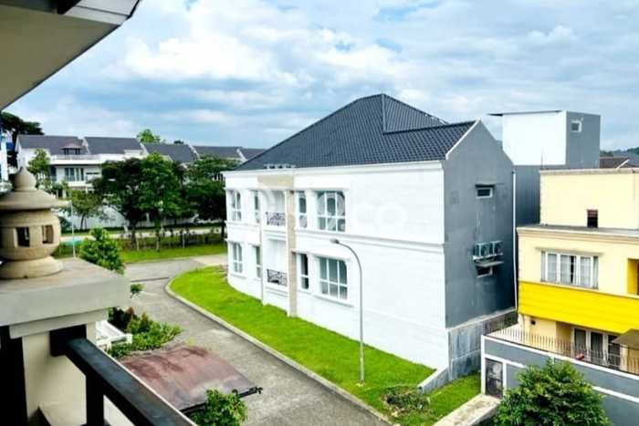 Hunian Elit LB 500m2 Siap Pakai Desain Elegan di Sentul City, Bogor Hunian Elit LB 500m2 Siap Pakai Desain Elegan di Sentul City, Bogor