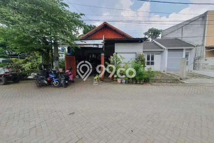 Rumah Luas Asri 2 KT Siap Pakai di Tanah Sareal Bogor Rumah Luas Asri 2 KT Siap Pakai di Tanah Sareal Bogor