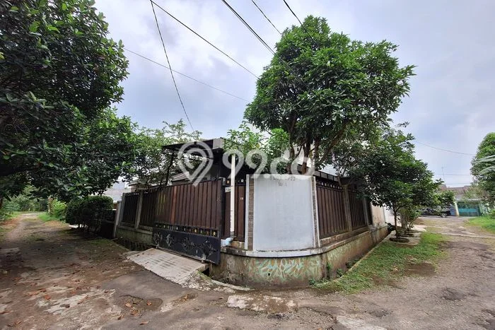 Dijual Rumah Modern 5 KT di Sentul, Bogor Dijual Rumah Modern 5 KT di Sentul, Bogor