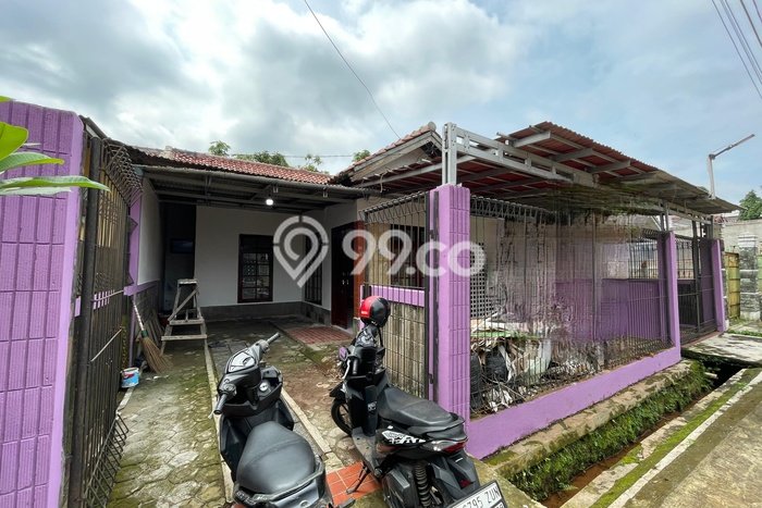 For Sale Rumah 3 Kamar Lokasi Strategis Bagus dan Strategis di Sawangan For Sale Rumah 3 Kamar Lokasi Strategis Bagus dan Strategis di Sawangan