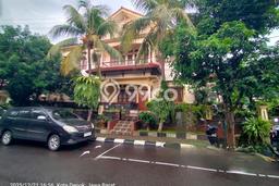 Hunian Elit LB 325m2 Siap Huni Desain Elegan di Margonda, Depok Hunian Elit LB 325m2 Siap Huni Desain Elegan di Margonda, Depok