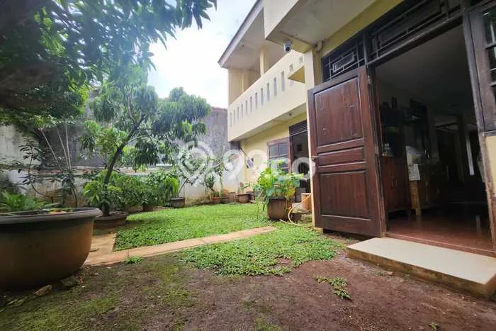 Rumah Cantik Siap Huni Di Pancoran Mas Luas 300m2 Aman Rumah Cantik Siap Huni Di Pancoran Mas Luas 300m2 Aman