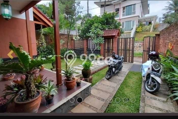 Dijual Rumah 6 Kamar Lokasi Ideal Bagus dan Strategis di Sukasari Dijual Rumah 6 Kamar Lokasi Ideal Bagus dan Strategis di Sukasari