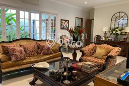 For Sale Rumah Elit Exclusive di Kebayoran Baru, Jakarta Selatan For Sale Rumah Elit Exclusive di Kebayoran Baru, Jakarta Selatan