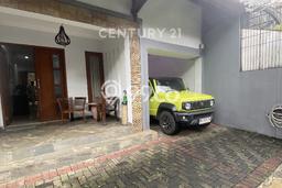 Lokasi terbaik! Rumah siap huni disewakan di Cilandak LB 180m2 Lokasi terbaik! Rumah siap huni disewakan di Cilandak LB 180m2