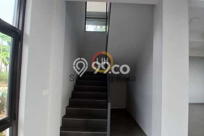 Unit Ruko Disewa Lokasi Gajah Mungkur, Semarang Spesifikasi Luas Bangunan 500m2 Unit Ruko Disewa Lokasi Gajah Mungkur, Semarang Spesifikasi Luas Bangunan 500m2