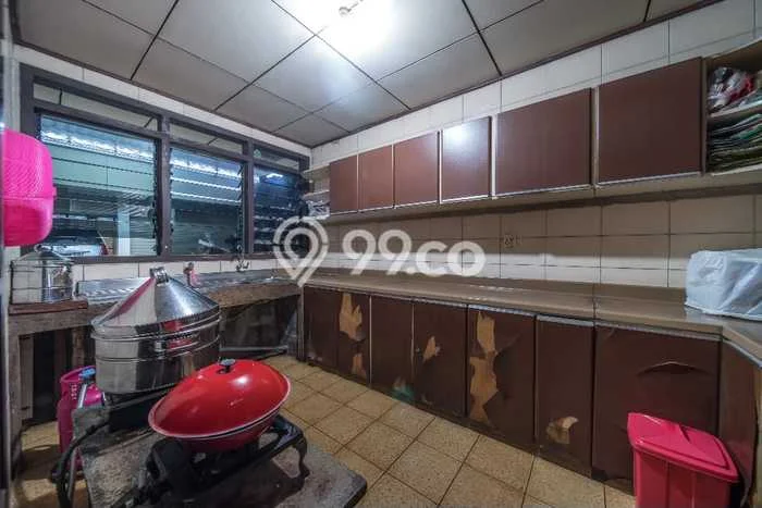 Rumah Mewah Siap Huni LT 685m2 di Banyumanik, Semarang Rumah Mewah Siap Huni LT 685m2 di Banyumanik, Semarang