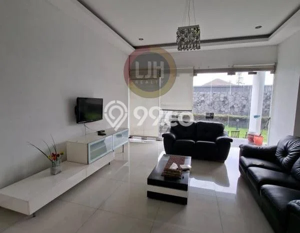 Jual Rumah Mewah Elegan Dengan View Eksklusif di Setra Duta, Bandung Jual Rumah Mewah Elegan Dengan View Eksklusif di Setra Duta, Bandung