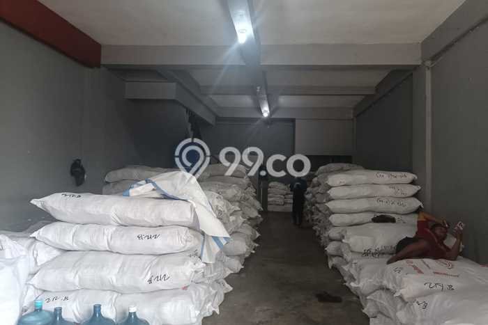 Gudang Bagus Dijual LB 174m2 Lokasi Strategis Bandung Area Cocok untuk Berbisnis Gudang Bagus Dijual LB 174m2 Lokasi Strategis Bandung Area Cocok untuk Berbisnis