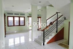 RECOMMENDED! Rumah di , 3 KT, Area Premium, LT 200m2m² Bangunan 204m2m² RECOMMENDED! Rumah di , 3 KT, Area Premium, LT 200m2m² Bangunan 204m2m²