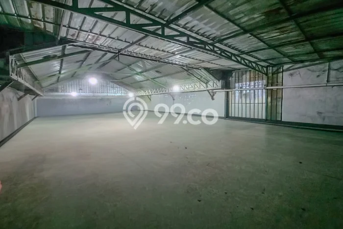 Unit Gudang Dijual di Ciputat Tangerang Selatan 236m2 Unit Gudang Dijual di Ciputat Tangerang Selatan 236m2
