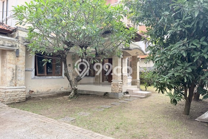 Rumah Luxury Modern Siap Huni di Kerobokan Badung Rumah Luxury Modern Siap Huni di Kerobokan Badung