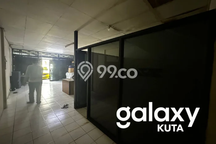 Ruko disewakan di Denpasar Barat Denpasar dengan luas bangunan 200m2 Ruko disewakan di Denpasar Barat Denpasar dengan luas bangunan 200m2