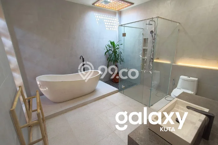 HARGA TERBAIK! Vila di , Area 390m2m², Lokasi Prima HARGA TERBAIK! Vila di , Area 390m2m², Lokasi Prima