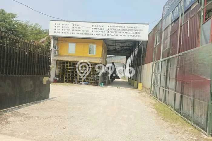 Gudang disewakan di Cibitung Bekasi dengan luas bangunan 900m2 Gudang disewakan di Cibitung Bekasi dengan luas bangunan 900m2