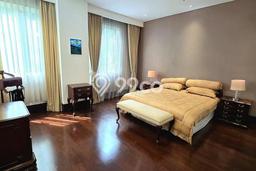For Sale! Luxury House LT 250m2 Desain Elegan di Ancol For Sale! Luxury House LT 250m2 Desain Elegan di Ancol