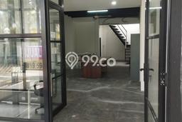 Unit Ruko Disewakan di Pluit di Area Ramai & Strategis Unit Ruko Disewakan di Pluit di Area Ramai & Strategis