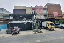 Ruko untuk Disewa di Pusat Jakarta Utara Luas Bangunan 600m2 Ruko untuk Disewa di Pusat Jakarta Utara Luas Bangunan 600m2