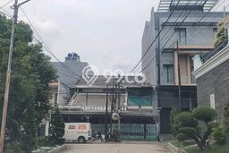 Dijual Rumah Luas Elegan Dengan View Eksklusif di Muara Karang, Jakarta Utara Dijual Rumah Luas Elegan Dengan View Eksklusif di Muara Karang, Jakarta Utara