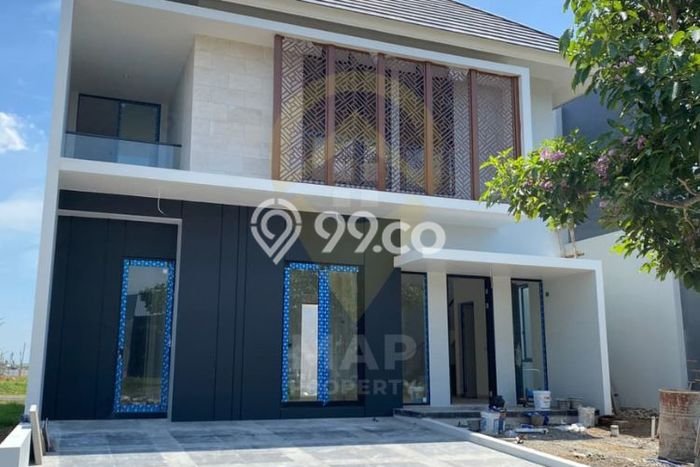 HUNIAN BERKELAS! Rumah Exclusive Makassar, Makassar, LT 252m2m² Luas Bangunan 200m2m² HUNIAN BERKELAS! Rumah Exclusive Makassar, Makassar, LT 252m2m² Luas Bangunan 200m2m²