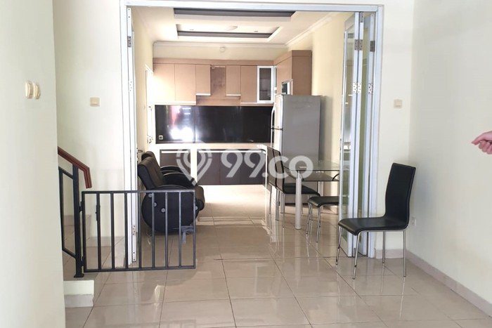 Rumah Strategis Modern Lb 130m2 di Cakung, Jakarta Timur Rumah Strategis Modern Lb 130m2 di Cakung, Jakarta Timur