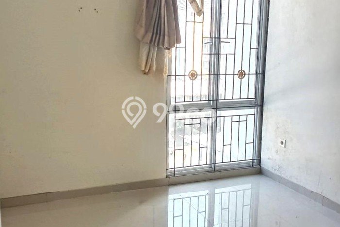 Dijual Rumah 4 Kamar Lokasi Ideal Bagus dan Strategis di Cakung Dijual Rumah 4 Kamar Lokasi Ideal Bagus dan Strategis di Cakung