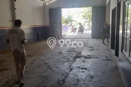 Gudang disewakan di Semarang Barat Semarang dengan luas bangunan 210m2 Gudang disewakan di Semarang Barat Semarang dengan luas bangunan 210m2