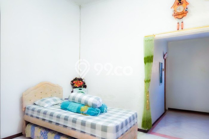 Jual Rumah Eksklusif 4 KT di Pakuwon, Surabaya Jual Rumah Eksklusif 4 KT di Pakuwon, Surabaya