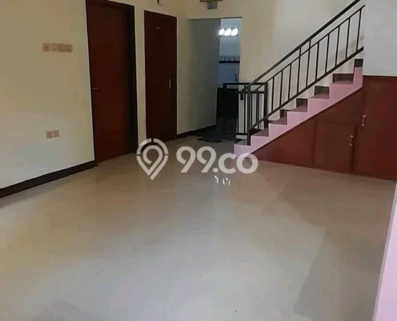 Lokasi strategis! Rumah siap pakai dikontrakkan di Rungkut LB 91m2 Lokasi strategis! Rumah siap pakai dikontrakkan di Rungkut LB 91m2
