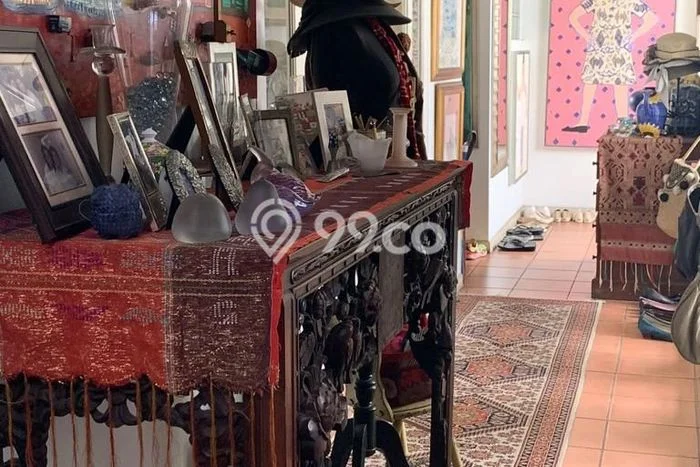 Siap Huni Rumah Mewah 5 Kamar di Menteng Dekat ke Mana Saja Siap Huni Rumah Mewah 5 Kamar di Menteng Dekat ke Mana Saja