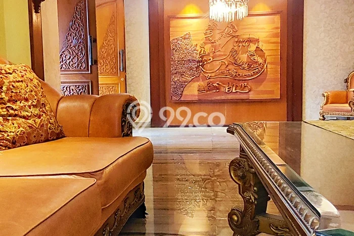 Rumah Luxury Modern Tanpa Renovasi di Jati Padang Jakarta Selatan Rumah Luxury Modern Tanpa Renovasi di Jati Padang Jakarta Selatan
