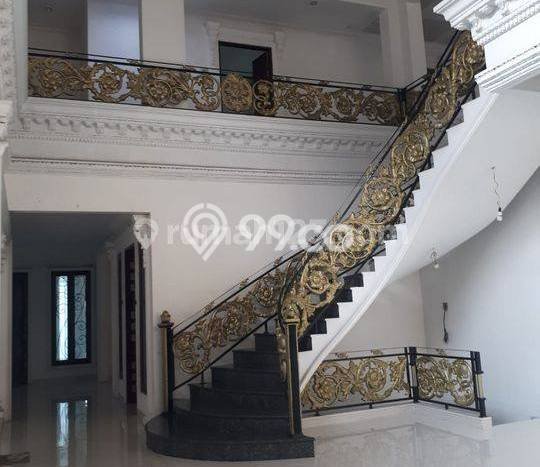 Hunian Impian Modern! Rumah Mewah di Kramat, Jakarta Pusat, Luas 702m² Bangunan 1893m² Hunian Impian Modern! Rumah Mewah di Kramat, Jakarta Pusat, Luas 702m² Bangunan 1893m²