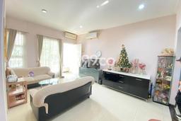 LOKASI PREMIUM! Rumah Berkembang di Green Lake City, Luas 120m² LB 140m² LOKASI PREMIUM! Rumah Berkembang di Green Lake City, Luas 120m² LB 140m²